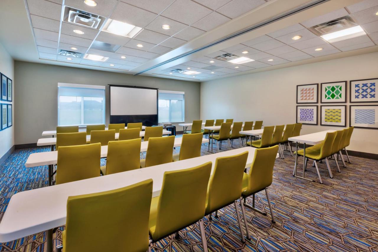 Holiday Inn Express & Suites - Effingham By Ihg Ngoại thất bức ảnh