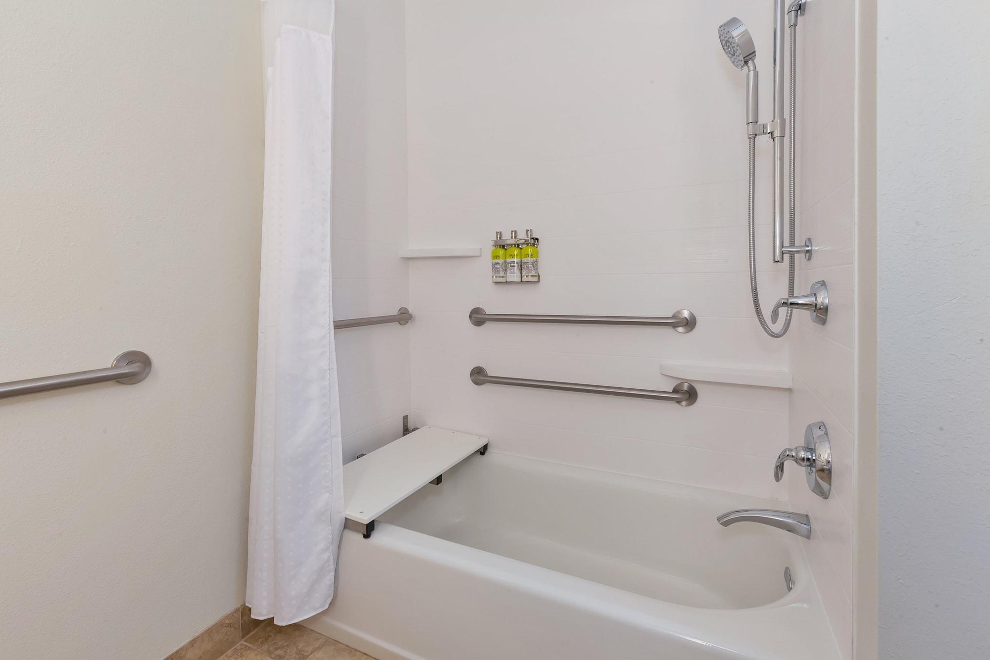 Holiday Inn Express & Suites - Effingham By Ihg Ngoại thất bức ảnh