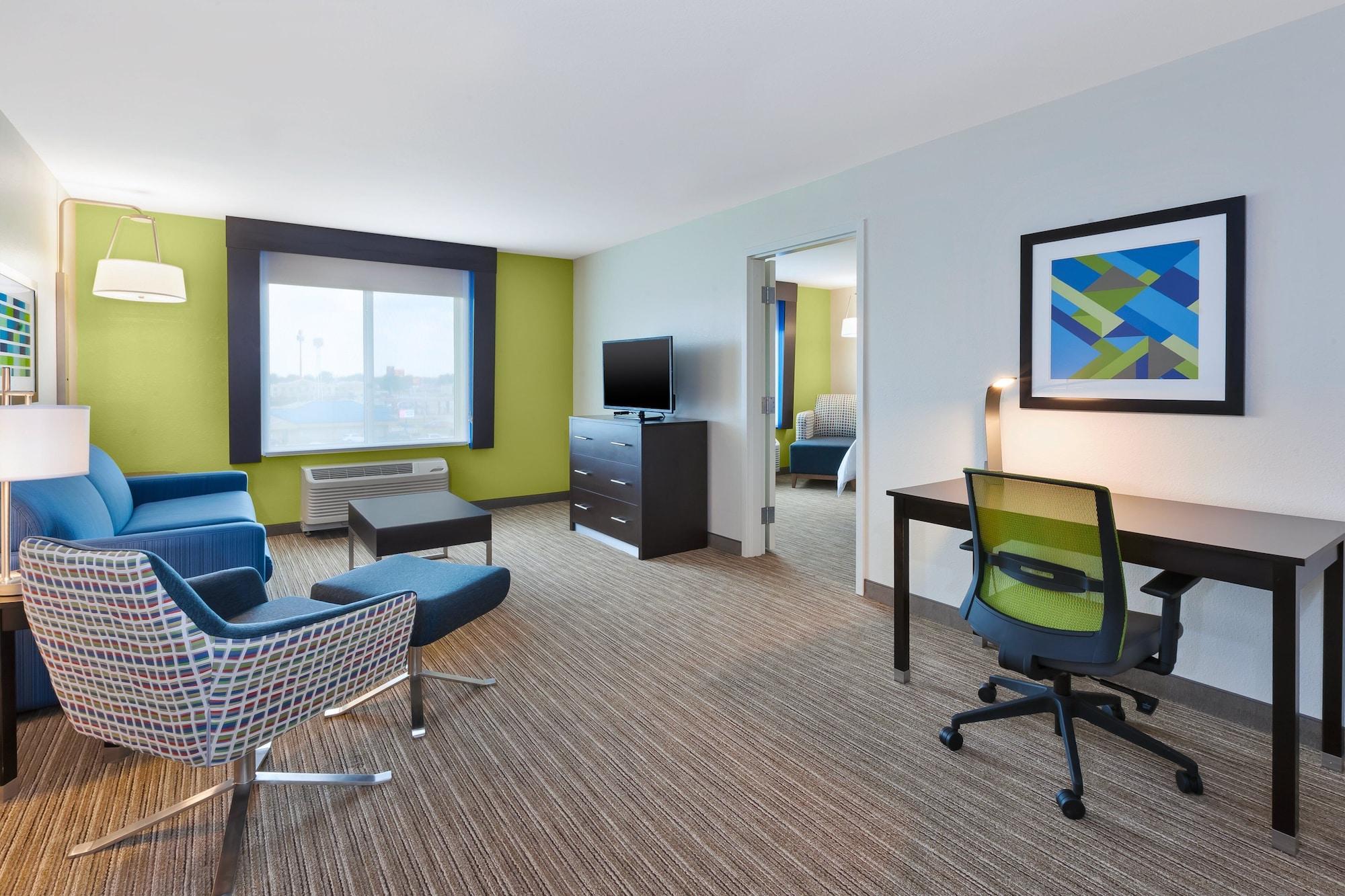Holiday Inn Express & Suites - Effingham By Ihg Ngoại thất bức ảnh