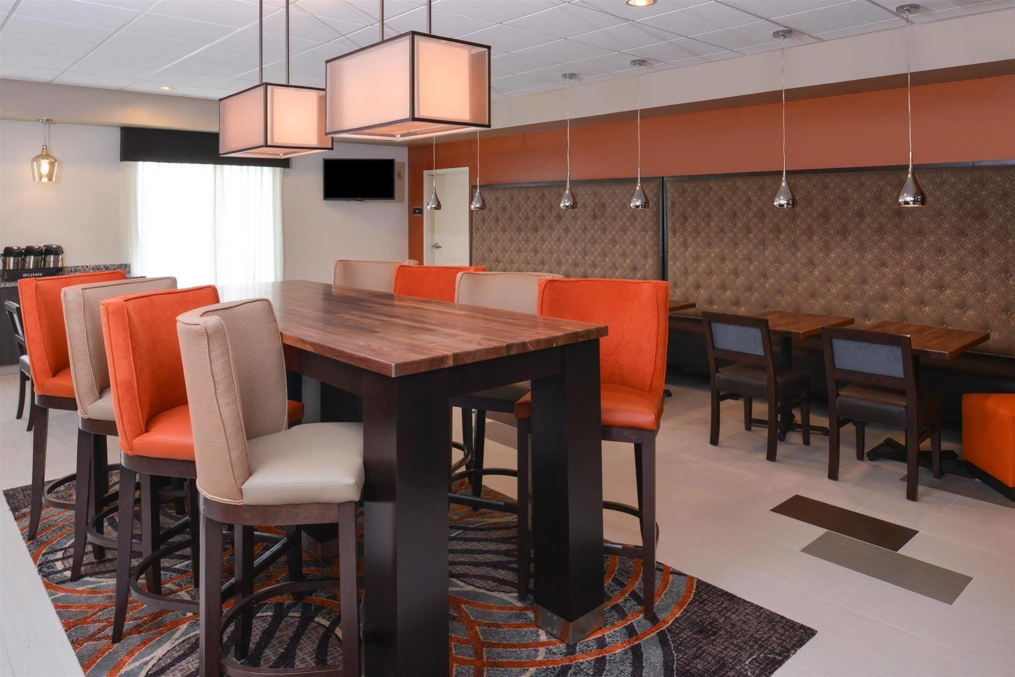 Holiday Inn Express & Suites - Effingham By Ihg Ngoại thất bức ảnh